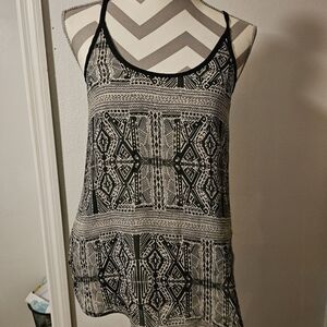 BCX Black and White Geometric Camisole